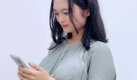 登録サイト・LINE・お電話からポケットワークに登録。